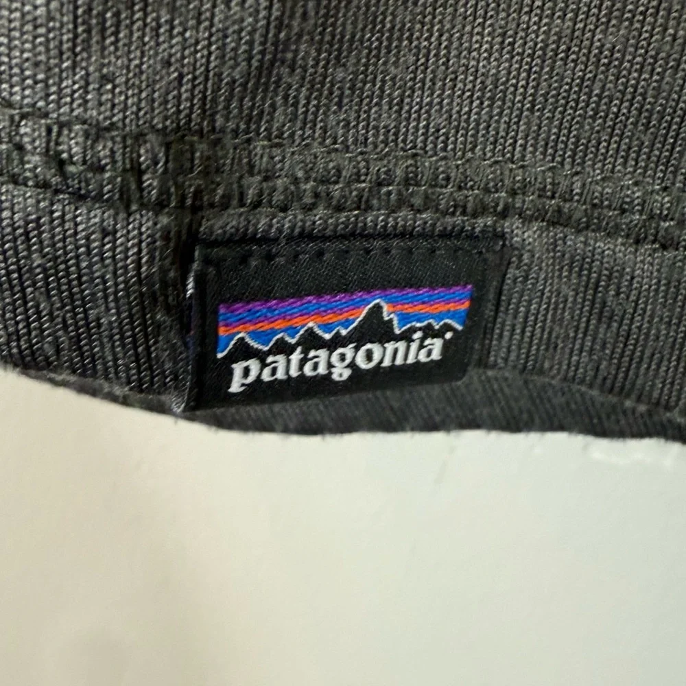 Patagonia Capilene Heavyweight Baselayer Quarter Zip Kids’ XL Long Sleeve